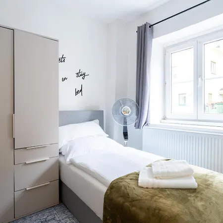 Coy - Spacious For Companies, Groups & Workers