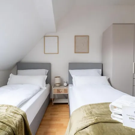 Daire Coy - Spacious For Companies, Groups & Workers