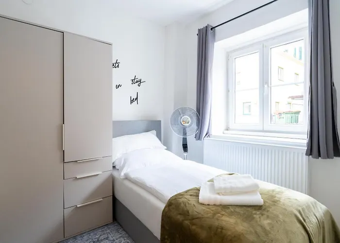 Coy - Spacious For Companies, Groups & Workers