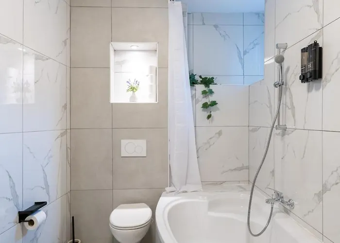 Apartment Coy - Spacious For Companies, Groups & Workers *