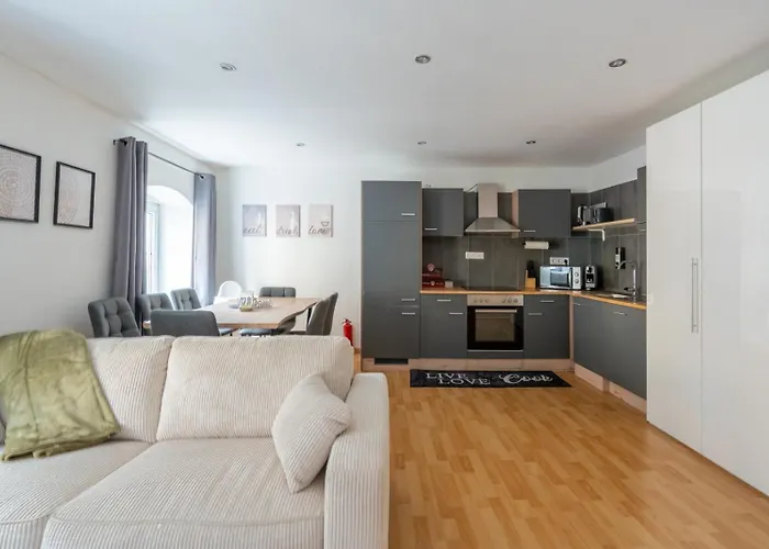 Coy - Spacious For Companies, Groups & Workers